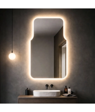 Lustro o nieregularnym...