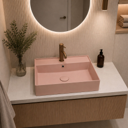 Umywalka ceramiczna nablatowa / wisząca różowa z półką i otworem na baterie 60 x 45 cm LERA pink