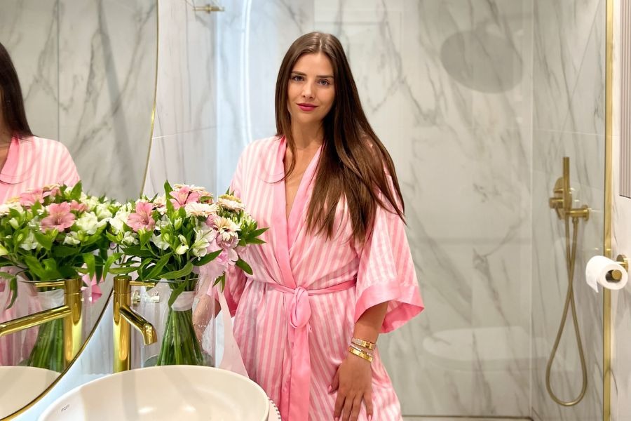 Styl glamour w łazience Oli Nowak: eleganckie i praktyczne wybory produktów Massi